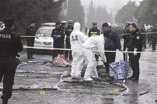 贵阳唐大仙吃瓜事件始末,贵阳街头一幕引发全民热议